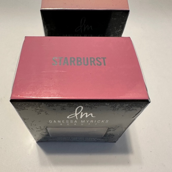 Danessa Myricks Infinite Chrome Flakes 2 Pk - NIB - Picture 9 of 12